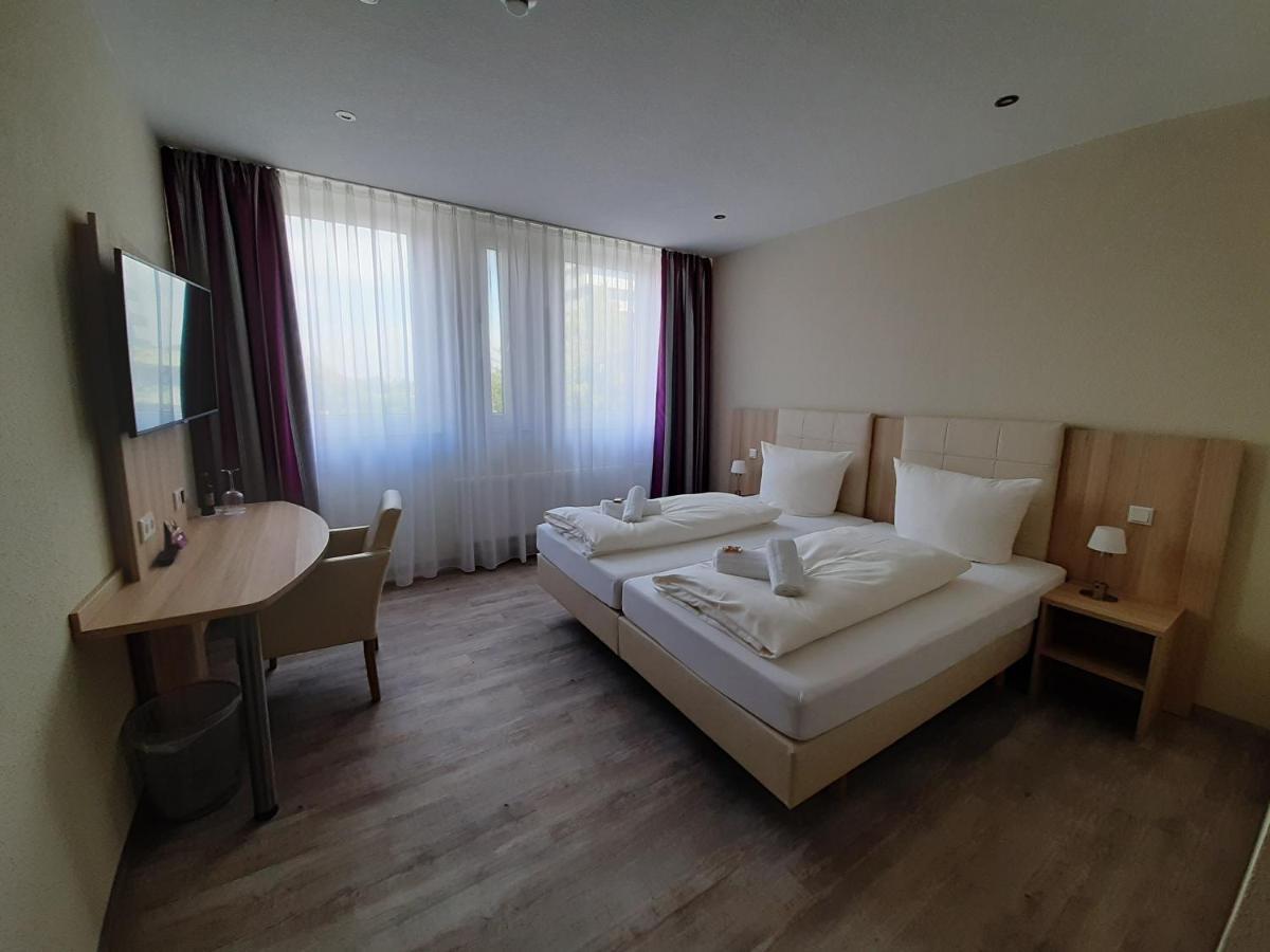 Hotel Siebenschlaefer Am Wasserturm Alsdorf Zewnętrze zdjęcie