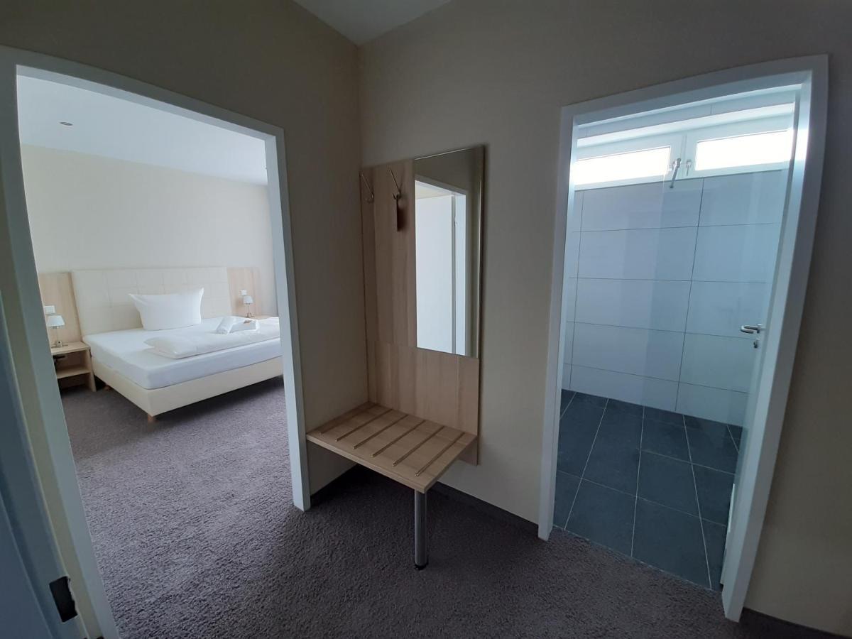 Hotel Siebenschlaefer Am Wasserturm Alsdorf Zewnętrze zdjęcie